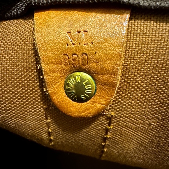 Louis Vuitton Keepall Bandouliere 55 - Picture 8 of 8